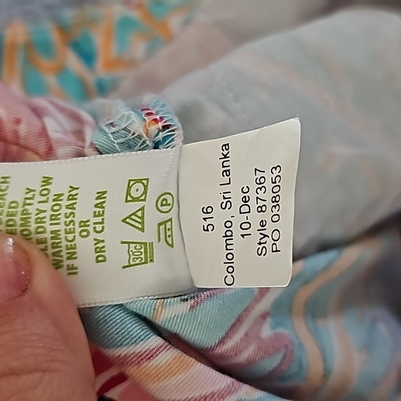 Lilly Pulitzer Elaine pants in Peel and Eat. - Picture 6 of 6